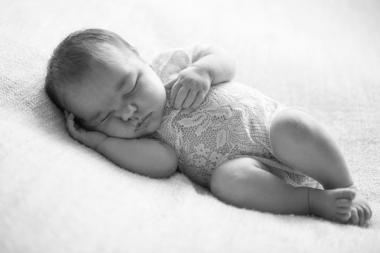 babyschwarzweiss.jpg